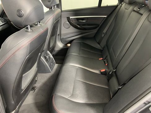 Used 2017 BMW 330i xDrive 330i xDrive w/ Premium Package image 18