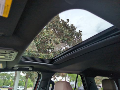 Certified 2026 Toyota 4Runner Limited AWD/4WD image 28