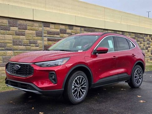New 2026 Ford Escape SE w/ PHEV Premium Package FWD image 6