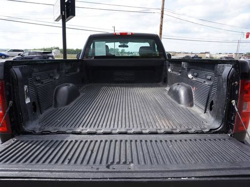 Used 2014 Chevrolet Silverado 2500 W/T w/ Snow Plow Prep Package AWD/4WD image 23