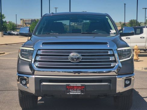 Used 2018 Toyota Tundra Limited w/ Limited Premium Package AWD/4WD image 9