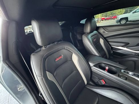 Used 2019 Chevrolet Camaro SS RWD image 19