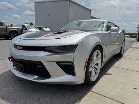 Used 2017 Chevrolet Camaro SS RWD image 29
