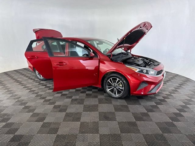 Certified 2023 Kia Forte LXS FWD image 14