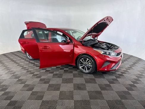 Certified 2023 Kia Forte LXS FWD image 14