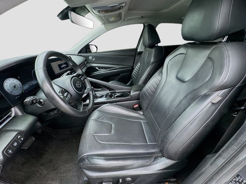 Used 2023 Hyundai Elantra Limited FWD image 13
