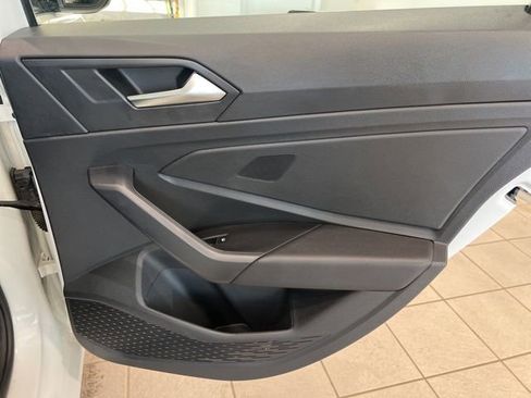 Used 2024 Volkswagen Jetta SEL FWD image 19
