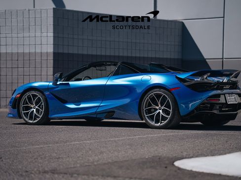 Used 2022 McLaren 720S Luxury image 6