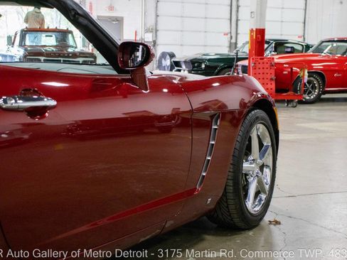 Used 2009 Saturn Sky Red Line image 24