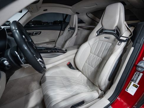 Used 2020 Mercedes-Benz AMG GT C image 20
