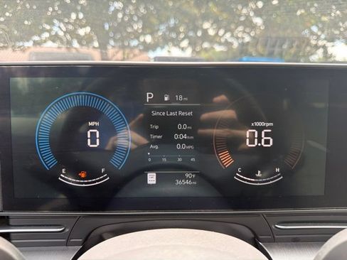 Used 2025 Hyundai Kona SEL FWD image 22