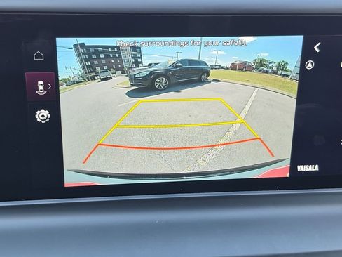 Used 2024 Kia Seltos EX FWD image 15