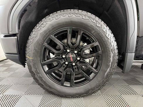 New 2026 GMC Sierra 1500 Elevation w/ Elevation Premium Package image 9