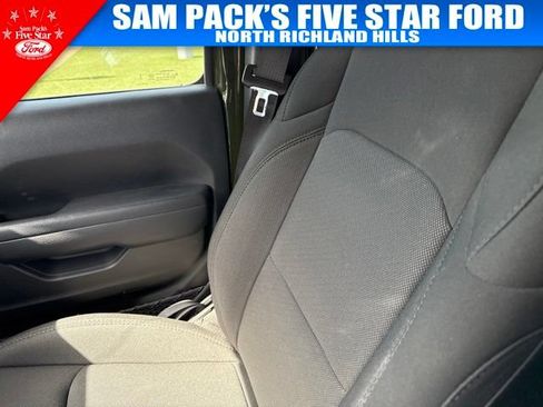 Used 2023 Jeep Gladiator Sport AWD/4WD image 12