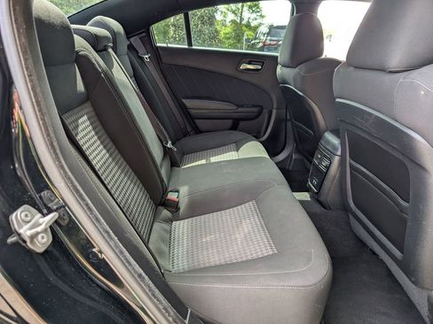 Used 2022 Dodge Charger R/T w/ Blacktop Package RWD image 28