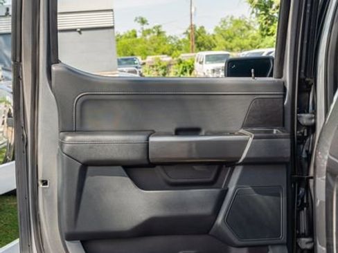 Used 2022 Ford F150 XLT w/ Equipment Group 302A High RWD image 33