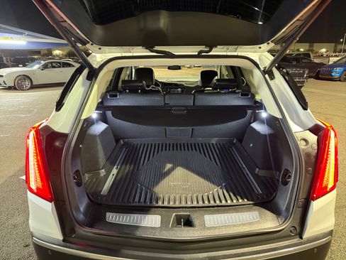 Used 2019 Cadillac XT5 Premium Luxury w/ Driver Assist Package image 30