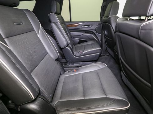 Used 2021 Cadillac Escalade Premium Luxury w/ Performance Package image 23