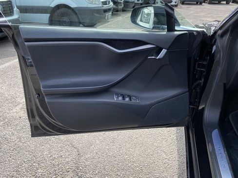 Used 2018 Tesla Model S 75D image 19