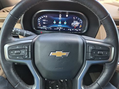 Used 2023 Chevrolet Tahoe Premier AWD/4WD image 23