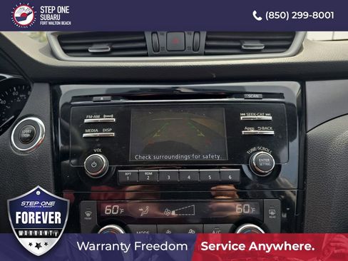 Used 2016 Nissan Rogue SV image 25