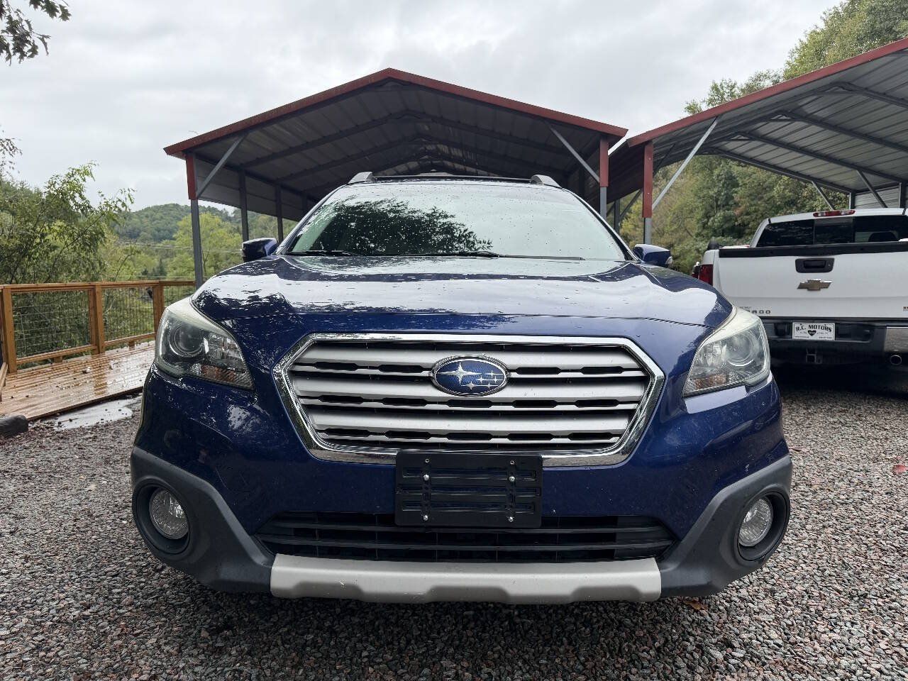 Used 2015 Subaru Outback 2.5i Limited AWD/4WD image 2