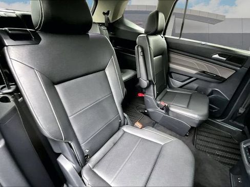 Used 2021 Volkswagen Atlas SE w/ Panoramic Sunroof Package AWD/4WD image 27
