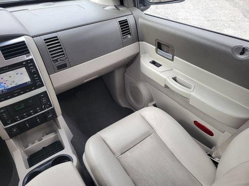 Used 2006 Dodge Durango Limited w/ Trailer Tow Group RWD image 20