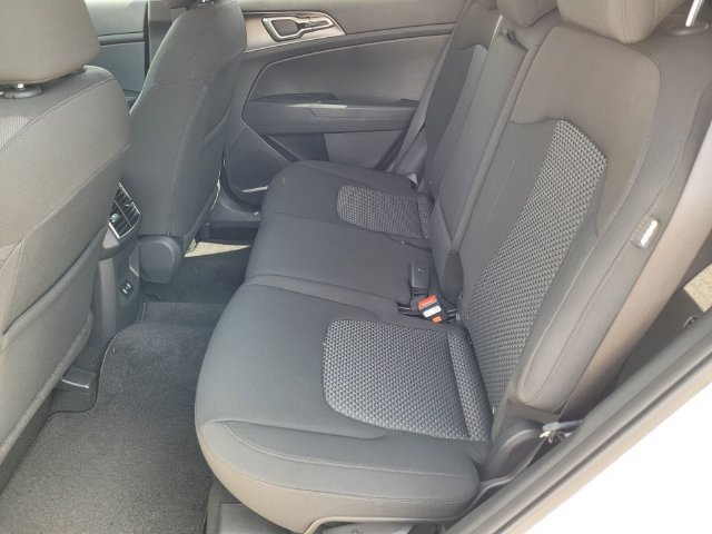New 2026 Kia Sportage LX FWD image 11