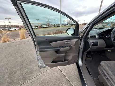 Used 2016 Honda Odyssey EX image 10