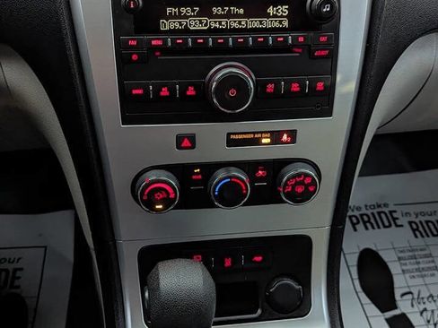 Used 2012 GMC Acadia SL w/ Preferred Package image 10