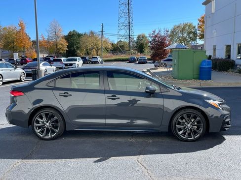 Used 2024 Toyota Corolla LE image 7