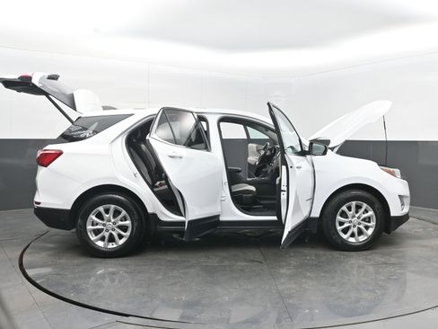 Used 2019 Chevrolet Equinox LT image 44