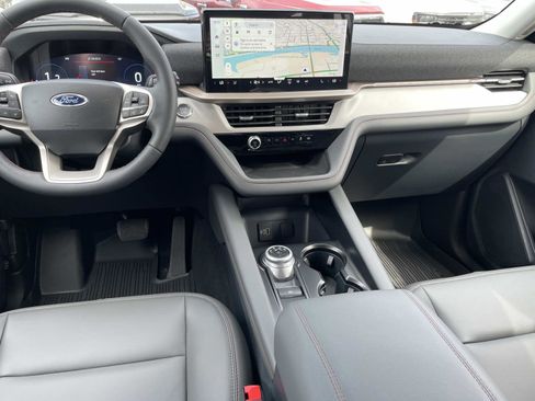 New 2026 Ford Explorer Active w/ Active Comfort Package RWD image 9