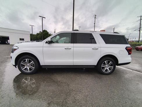 Used 2024 Ford Expedition Max Limited AWD/4WD image 6