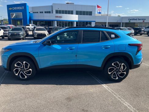 New 2026 Chevrolet Trax RS w/ Driver Confidence Package FWD image 4