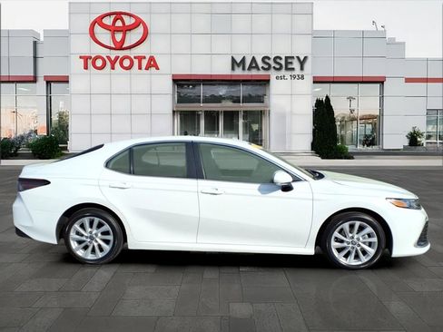 Used 2023 Toyota Camry LE w/ Convenience Package image 2