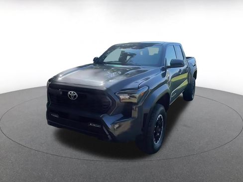 Used 2024 Toyota Tacoma TRD Off-Road AWD/4WD image 7