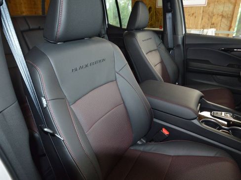 Used 2026 Honda Ridgeline Black Edition image 8