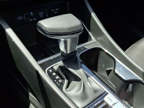 Used 2025 Hyundai Tucson SEL image 13