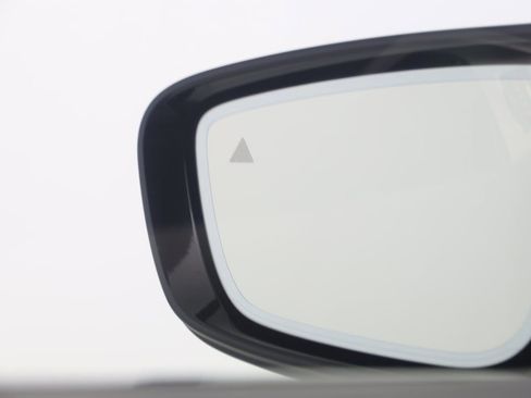 Used 2025 BMW M850i xDrive Coupe w/ M Sport Professional Package image 37