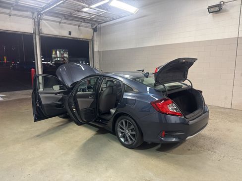 Used 2020 Honda Civic EX image 12
