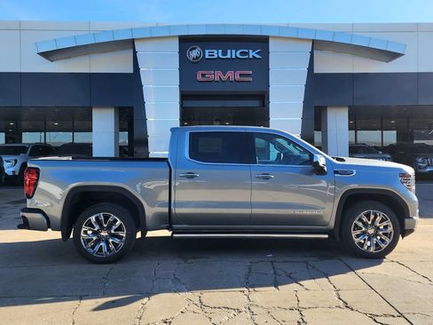 New 2026 GMC Sierra 1500 Denali image 2