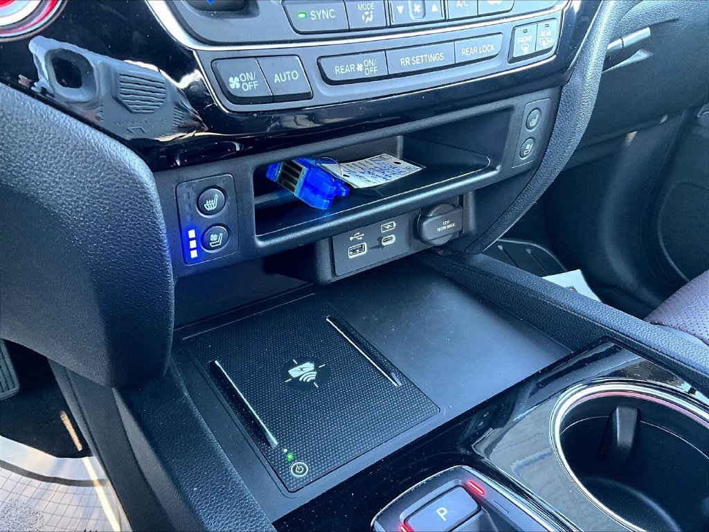 Certified 2024 Honda Ridgeline Black Edition image 17