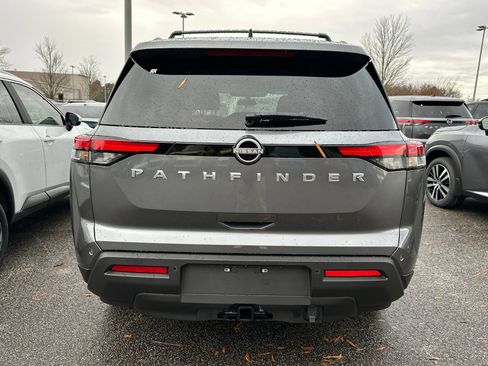 New 2025 Nissan Pathfinder SV w/ SV Premium Package image 4