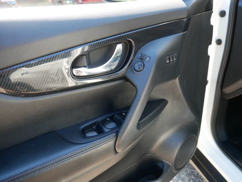 Certified 2020 Nissan Rogue SL w/ Premium Package AWD/4WD image 19
