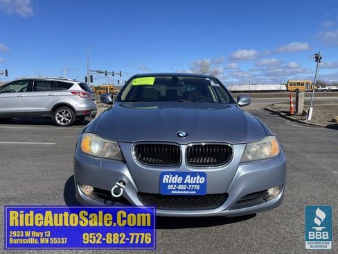 Used 2011 BMW 328i xDrive Sedan image 2