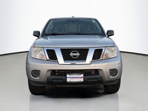 Used 2017 Nissan Frontier SV image 8
