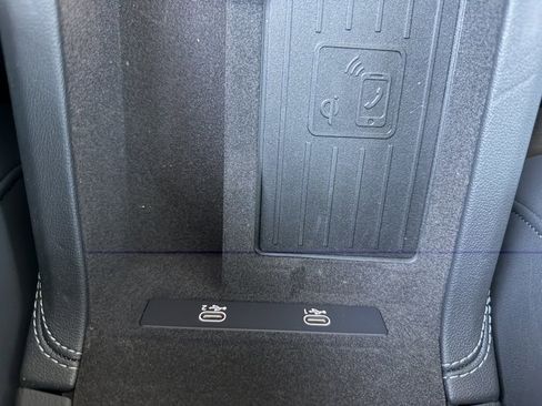 Used 2024 Audi A6 Premium Plus w/ Premium Plus Package image 24