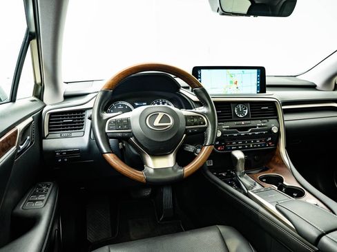 Certified 2022 Lexus RX 350L Premium w/ Premium Package AWD/4WD image 34